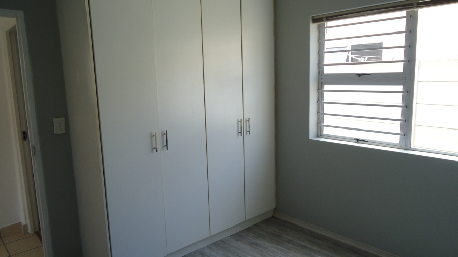 2 Bedroom Property for Sale in Admirals Park Western Cape